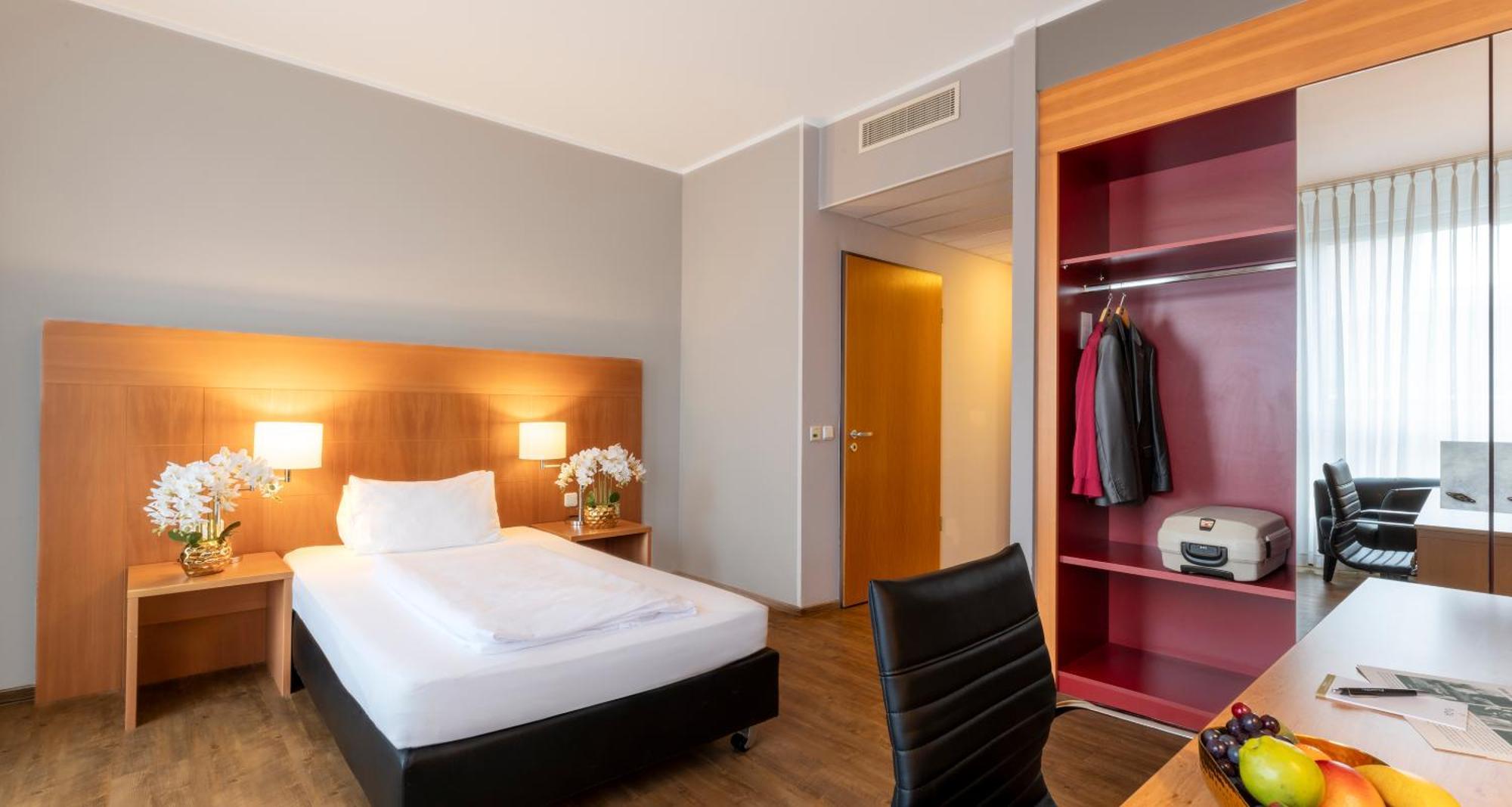 Classic Single Room,1553172625:JPEG
