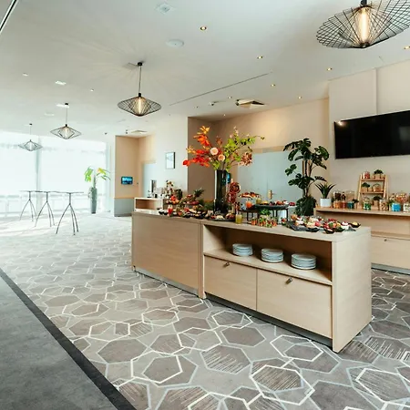 Leonardo Royal Hotel Köln - Am Stadtwald-3